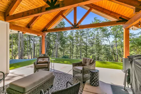 1222 Ellison Lp, Merlin, OR 97532