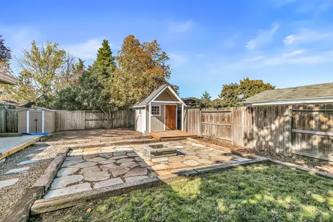 851 Juanita Way, Central Point, OR 97502