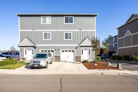 7798 Jacqueline Way, White City, OR 97503