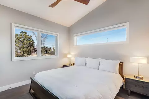Bedroom - 19110 Gateway Loop, Bend, OR 97702 photo 1 of 8
