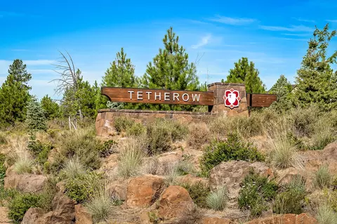 View/Area - 19110 Gateway Loop, Bend, OR 97702 photo 1 of 1