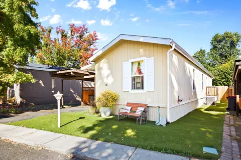 1055 N 5th St UNIT 15, Jacksonville, OR 97530