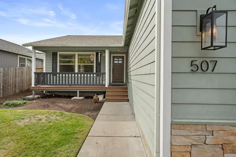 507 Sienna Hills Dr, Eagle Point, OR 97524 photo 4