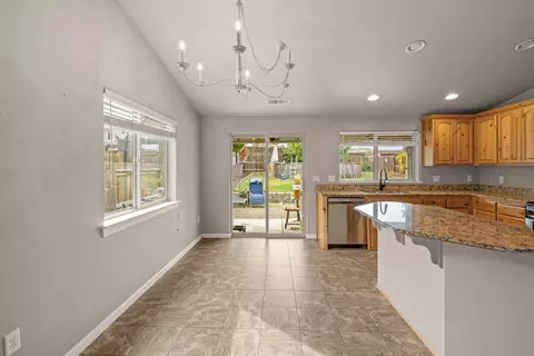507 Sienna Hills Dr, Eagle Point, OR 97524 photo 9