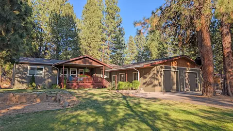 19032 Pumice Butte Rd, Bend, OR 97702