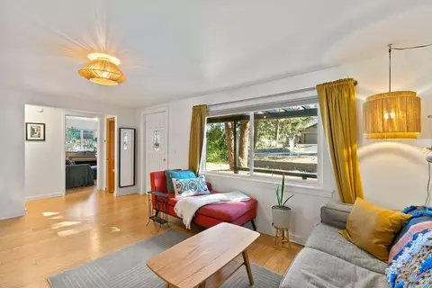 Living - 845 NE 8th St, Bend, OR 97701 photo 5 of 5