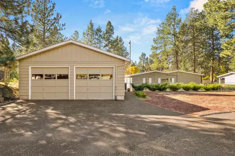 60999 Sugarbush Ln, Bend, OR 97702