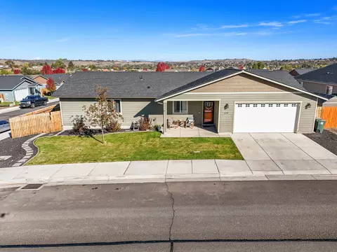 479 SE Leisek Way, Madras, OR 97741