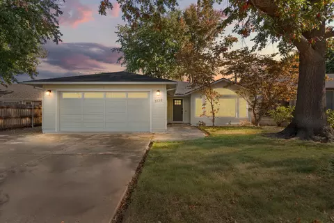 Other - 1132 Hampton Dr, Central Point, OR 97502 photo 1 of 10