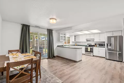 Other - 1132 Hampton Dr, Central Point, OR 97502 photo 5 of 10