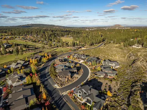61354 Lost Hollow Loop, Bend, OR 97702 photo 15