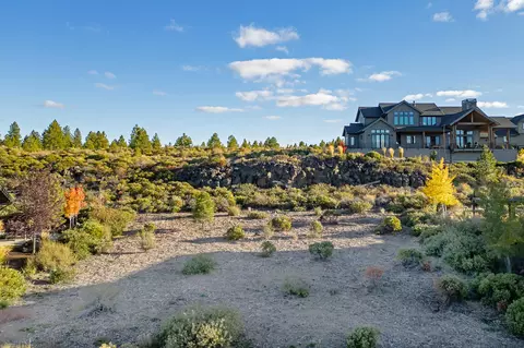 61354 Lost Hollow Loop, Bend, OR 97702 photo 9