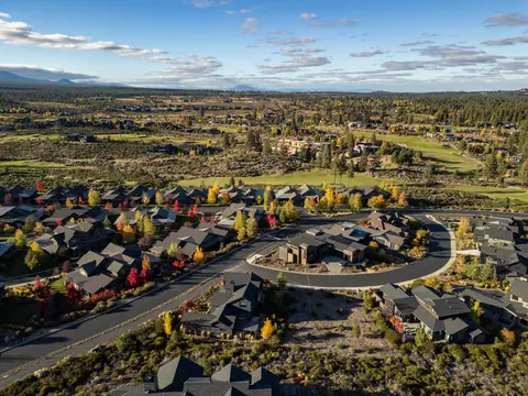 61354 Lost Hollow Loop, Bend, OR 97702 photo 13