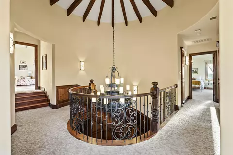Entry Way - 766 Meridian Rd, Eagle Point, OR 97524 photo 4 of 4