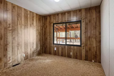 16367 Leona Ln, La Pine, OR 97739 photo 11