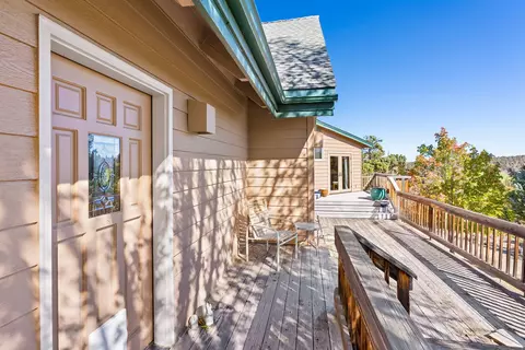 Exterior - 66001 Waldron Trl, Bend, OR 97703 photo 3 of 14