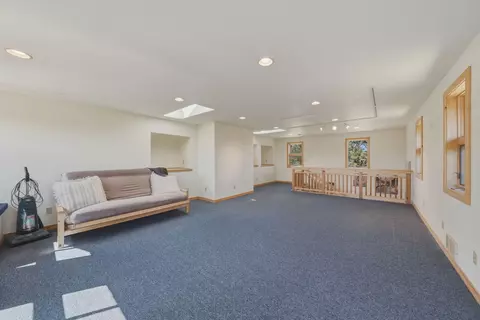 Living - 66001 Waldron Trl, Bend, OR 97703 photo 8 of 8