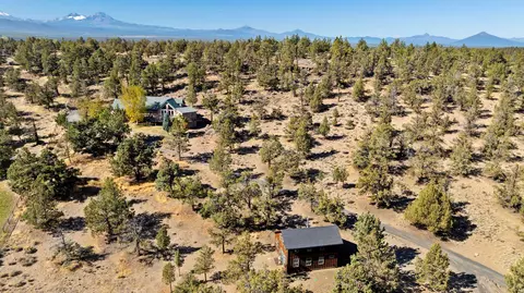 View/Area - 66001 Waldron Trl, Bend, OR 97703 photo 1 of 2