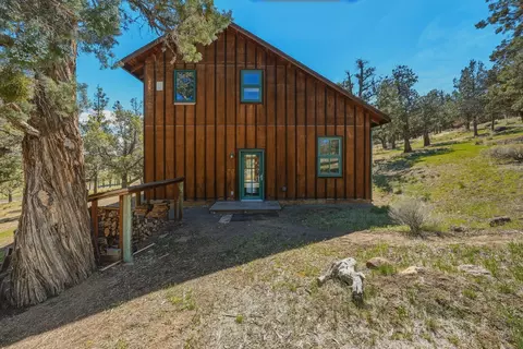 Exterior - 66001 Waldron Trl, Bend, OR 97703 photo 13 of 14