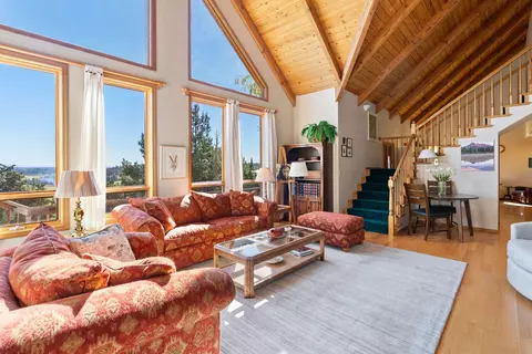 Living - 66001 Waldron Trl, Bend, OR 97703 photo 3 of 8