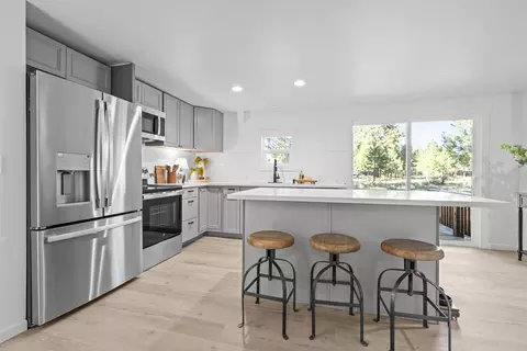 60373 Cinder Butte Rd, Bend, OR 97702 photo 2