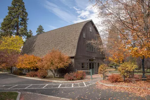 Exterior - 1848 NE 14th St, Bend, OR 97701 photo 9 of 10