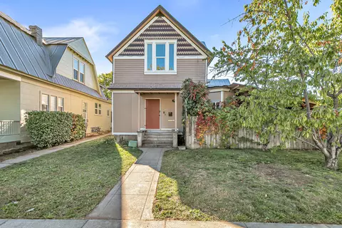 441 N Grape St, Medford, OR 97501