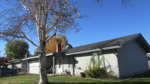 4511 Sturdivant Ave, Klamath Falls, OR 97603