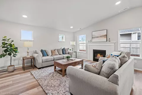 21549 NE Gather Pl, Bend, OR 97701 photo 6