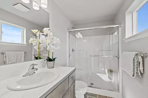 21549 NE Gather Pl, Bend, OR 97701 photo 8