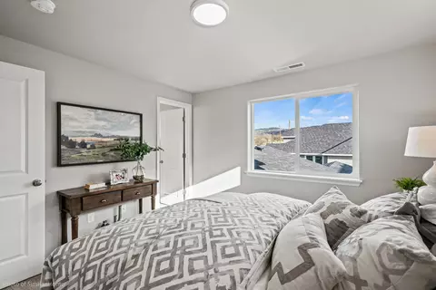 21549 NE Gather Pl, Bend, OR 97701 photo 10