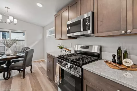 21549 NE Gather Pl, Bend, OR 97701 photo 3