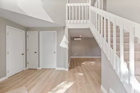 Entry Way - 20886 King David Ave, Bend, OR 97702 photo 3 of 4