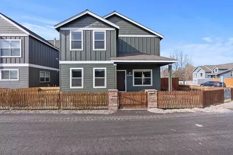 Exterior - 61839 SE 27th St, Bend, OR 97702 photo 1 of 7