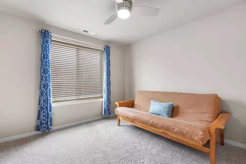 Bedroom - 61839 SE 27th St, Bend, OR 97702 photo 5 of 7