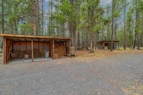 16810 Derringer Dr, Bend, OR 97707 photo 4