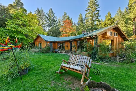 2742 Speaker Rd, Wolf Creek, OR 97497