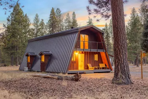 Exterior - 15622 6th St, La Pine, OR 97739 photo 16 of 22