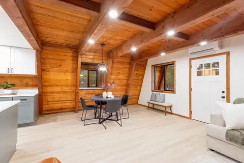 Dining - 15622 6th St, La Pine, OR 97739 photo 4 of 5