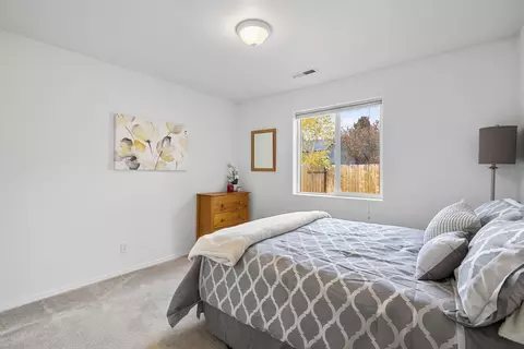 Bedroom - 20052 Badger Rd, Bend, OR 97702 photo 3 of 4