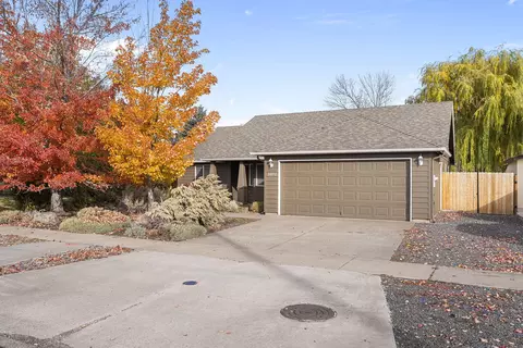 20052 Badger Rd, Bend, OR 97702