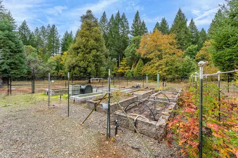 335 Cornett Ln, Cave Junction, OR 97523 photo 44