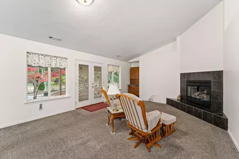 335 Cornett Ln, Cave Junction, OR 97523 photo 17