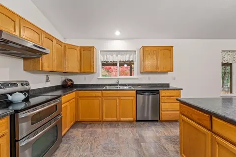 335 Cornett Ln, Cave Junction, OR 97523 photo 15