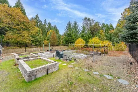335 Cornett Ln, Cave Junction, OR 97523 photo 45