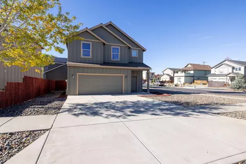 62085 Wolcott Pl, Bend, OR 97701