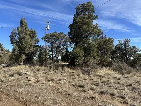 se renegade loop LOT 3, Prineville, OR 97754