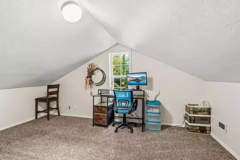 445 Orr Dr, Central Point, OR 97502 photo 14