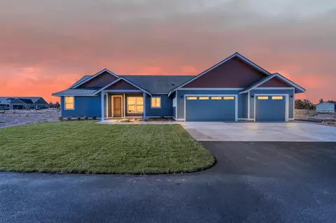 502 SW Bent Loop, Powell Butte, OR 97753
