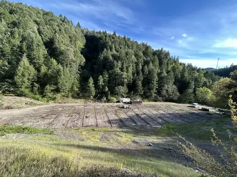 redwood highway, O'brien, OR 97534